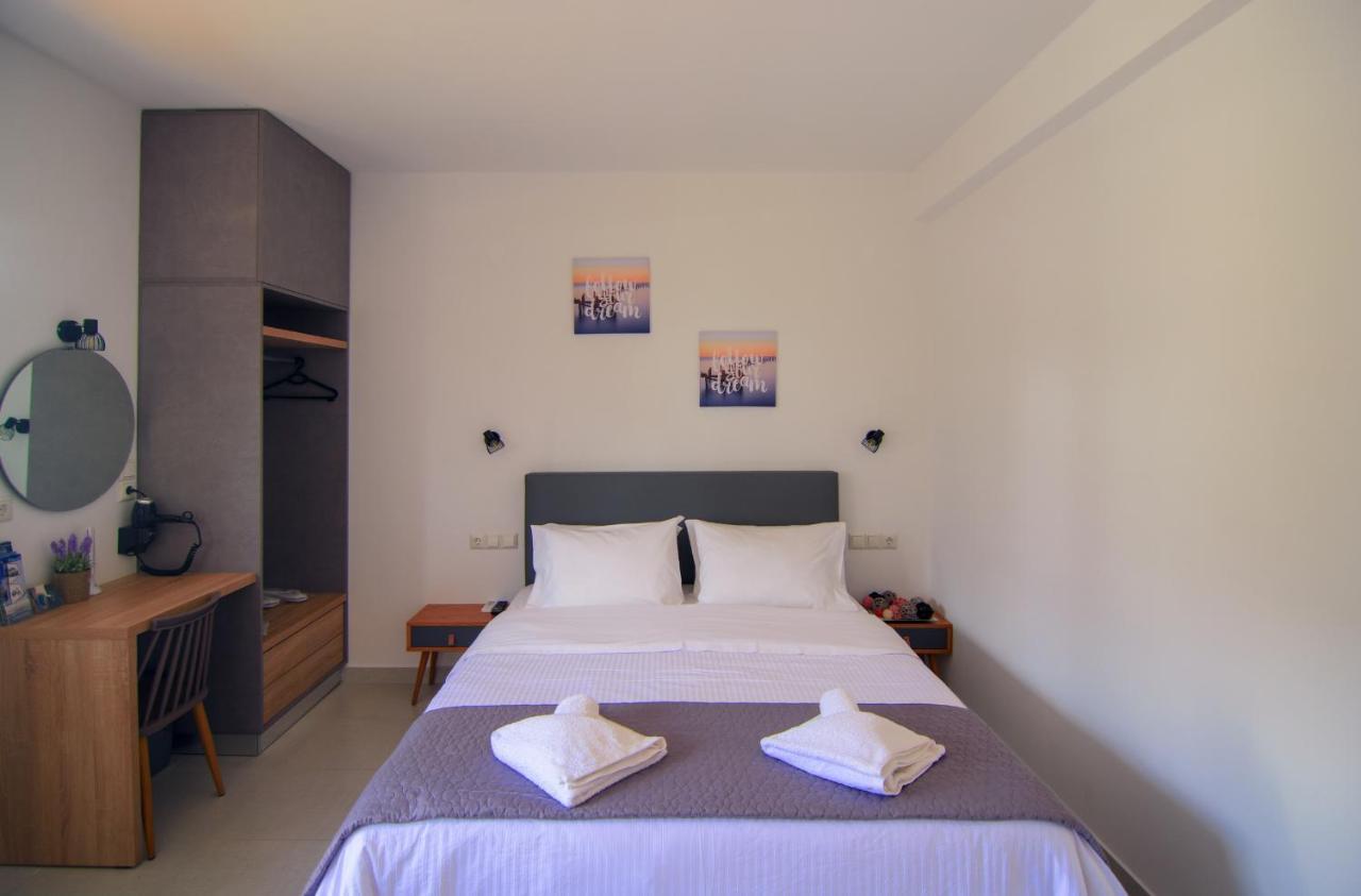 Apartmán Irene Studio Panorama Palaiochora Exteriér fotografie